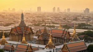 Bangkok na 3 dni - Wielki Pałac Królewski i Wat Phra Kaew w złocie świtu