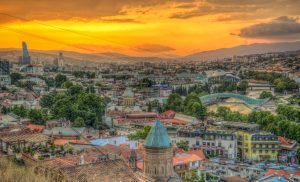 Architektura Tbilisi – zderzenie starego miasta, sowieckiego modernizmu i nowej fali designu