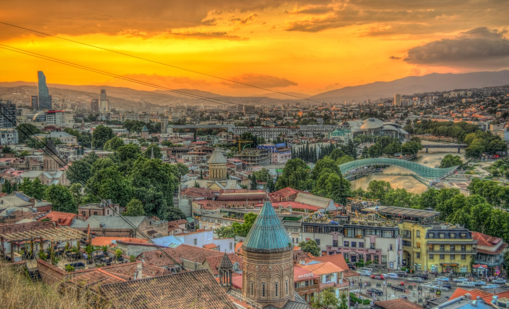 Architektura Tbilisi – zderzenie starego miasta, sowieckiego modernizmu i nowej fali designu